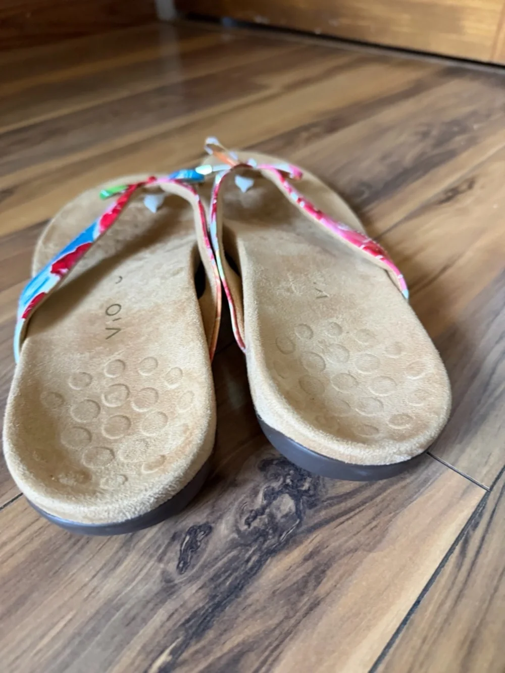 Vionic Bella Thong Sandals